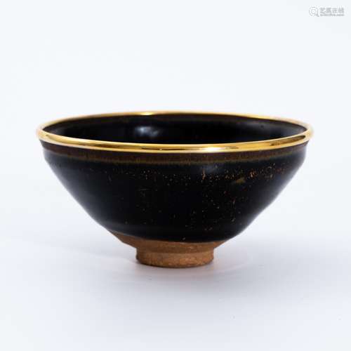 宋代建窑描凤盏 A cup with a phoenix pattern from Jian ware i...