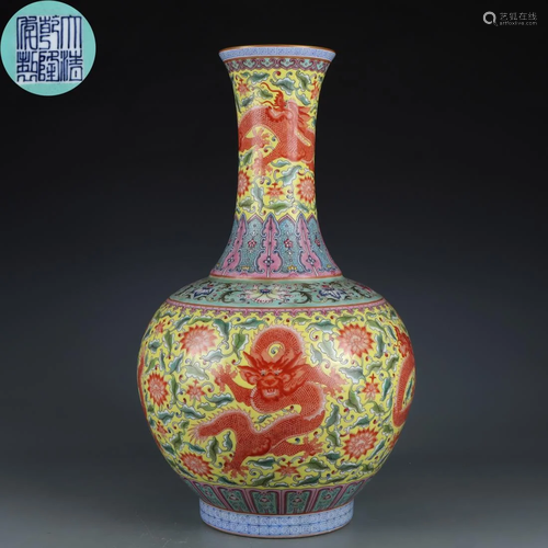 A Chinese Famille Rose Decorative Vase Qing Dyn.