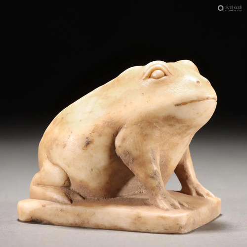 A Chinese Carved Marble Frog Tang Dyn.