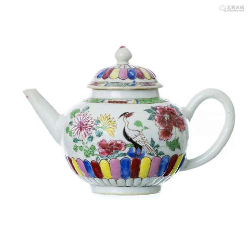 Chinese porcelain teapot 'heron among flowers', Yongzheng