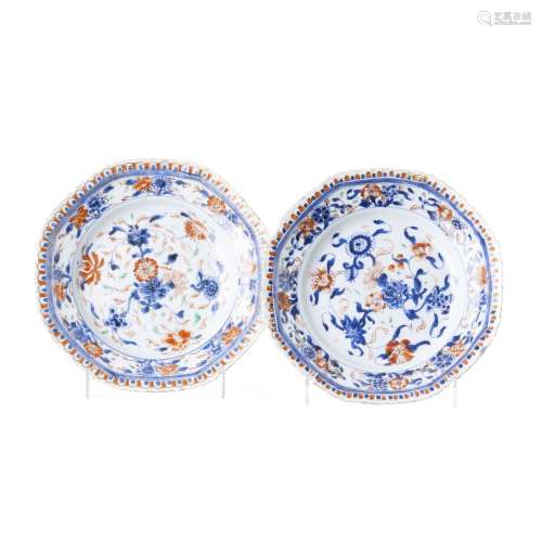 Pair of Chinese porcelain Imari octogonal plates
