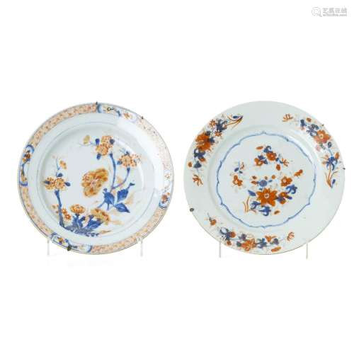 Two Chinese porcelain imari plates
