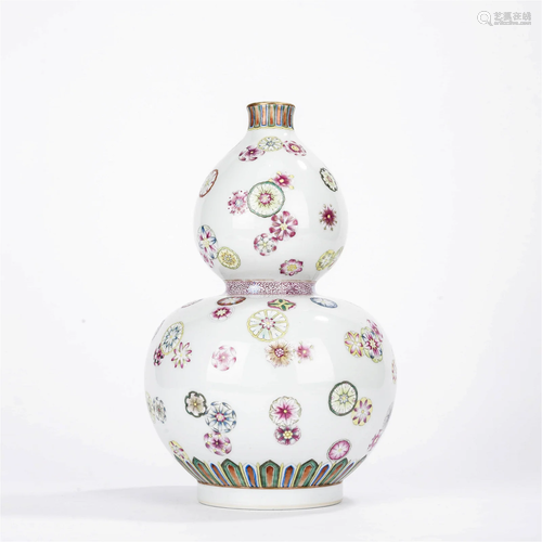 Famille Rose Flower Double-gourd Bottle Vase