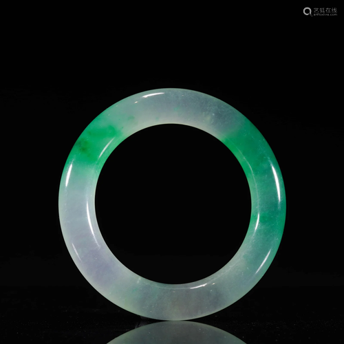 Mottled Jadeite Bangle