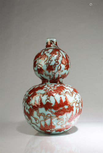 A Porcelain Double Gourd Vase