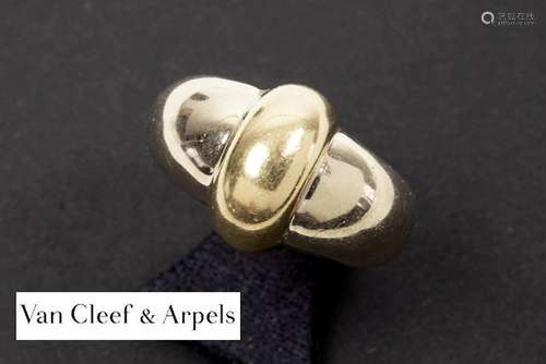 VAN CLEEF & ARPELS ring in geel en witgoud (18 karaat)  ...