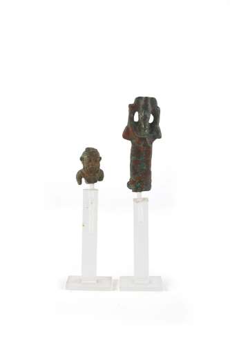 EGYPTE, Basse époqueStatuette figurant le dieu Osiris.On jo...