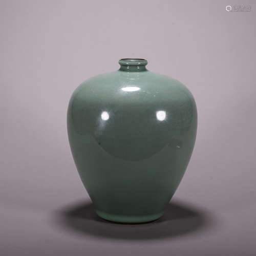 Celadon Glaze Ovoid Jar