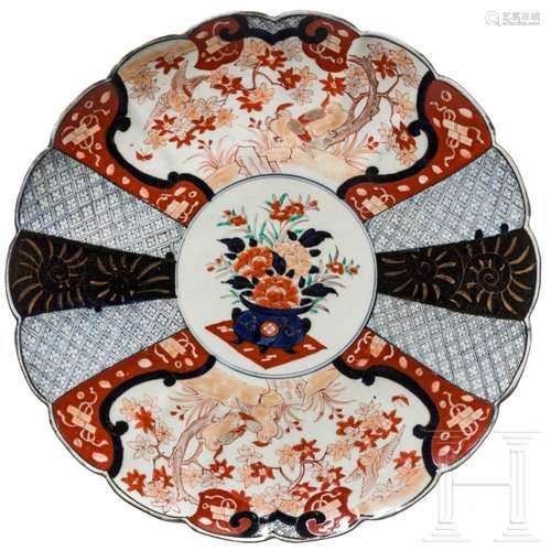 A large Japanese Imari bowl, circa 1900