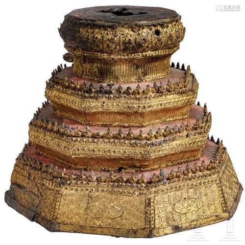 An Indian bronze pillar base, 18th/19th century