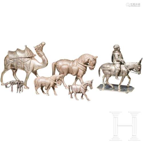 Convolute of silver miniatures, animals, Asia, early-20th ce...