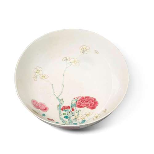 A FAMILLE-ROSE 'FLORAL' BOWL   18th century