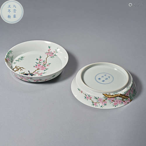 Qing Dynasty Yongzheng, flower decoration, Famille Rose,Plat...