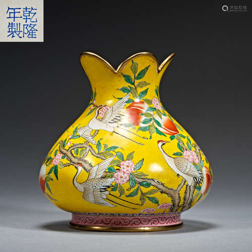 Qing Dynasty  Qianlong, painting with enamel, Vase