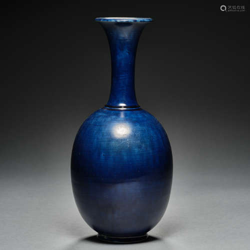 China, blue glaze,Porcelain,  Bottle