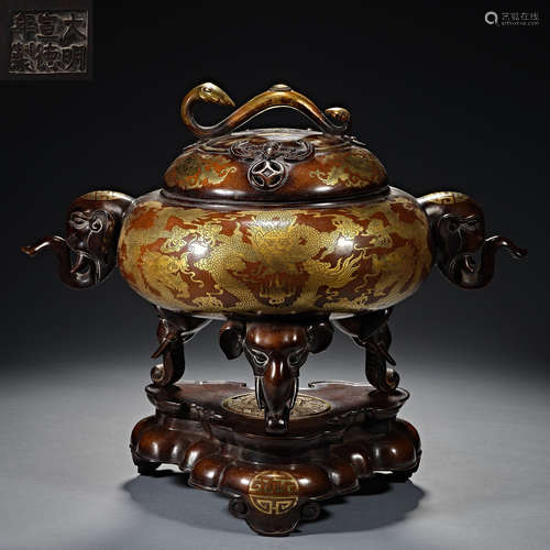 Qing Dynasty, Gilt Bronze , dragon decoration, elephant ear,...