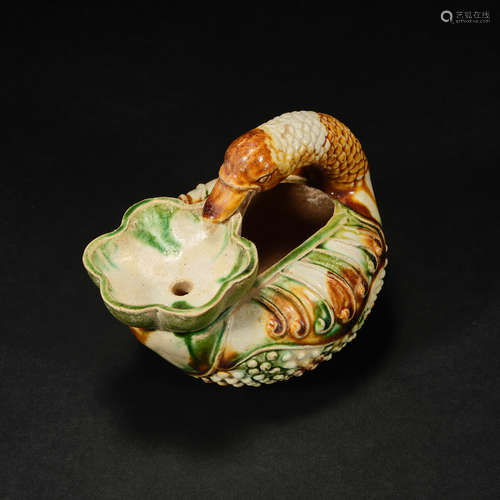 Tang Dynasty, Tir- -color porcelain, Mandarin Duck