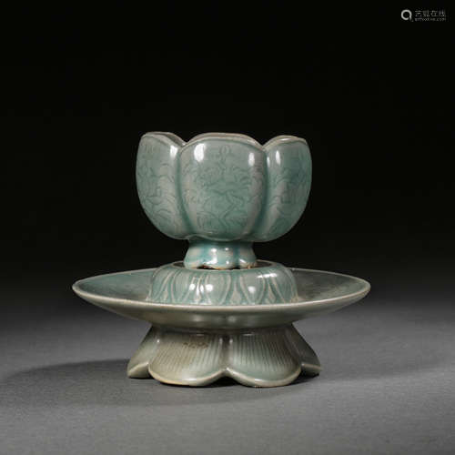 ANCIENT KOREAN CELADON CUP