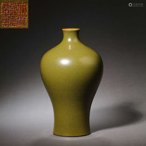 CHINESE QING DYNASTY TEA GLAZE PLUM VASE