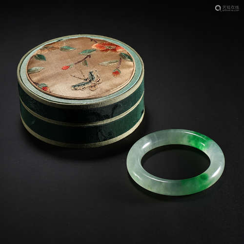 QING DYNASTY JADE BRACELET FROM CHINA