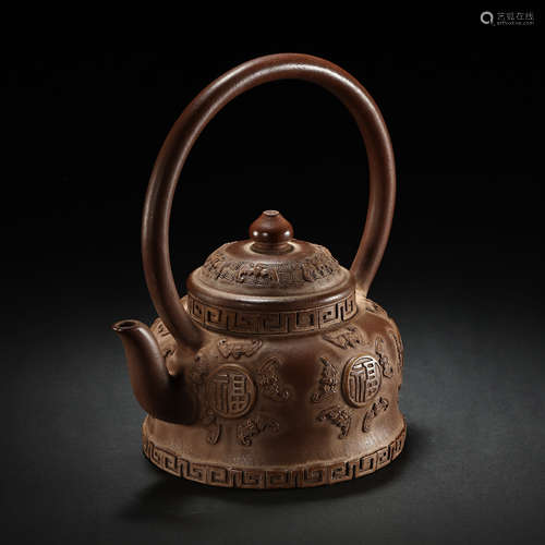 ANCIENT CHINESE CELEBRITY TEAPOT