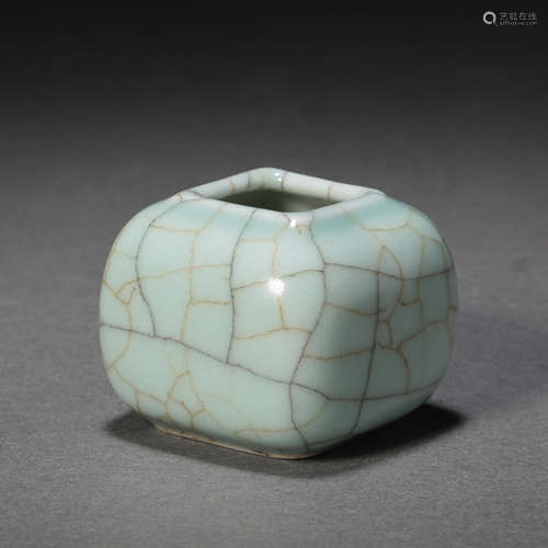 CHINESE QING DYNASTY IMITATION BROTHER GLAZE BRUSH WASH