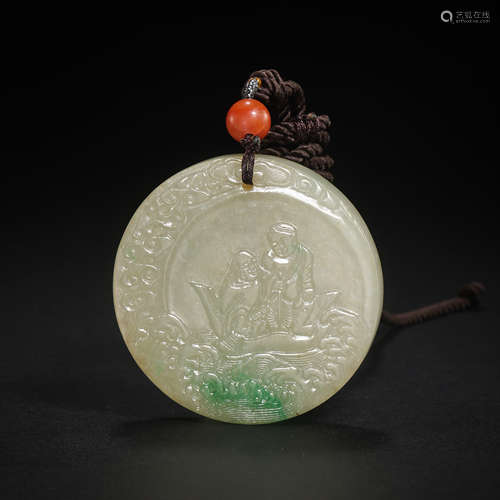 CHINESE JADE PLATE FROM QING DYNASTY  