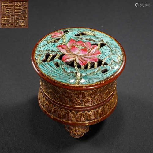 CHINESE BIONIC PORCELAIN INCENSE BURNER, QING DYNASTY  