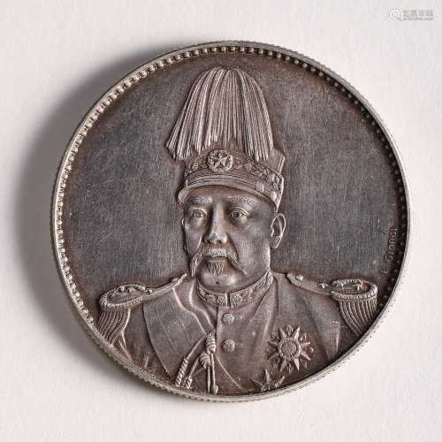 CHINESE 20TH CENTURY STERLING SILVER COIN  