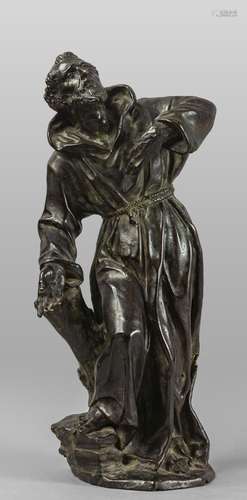 San Francesco, scultura in bronzo a patina scura,