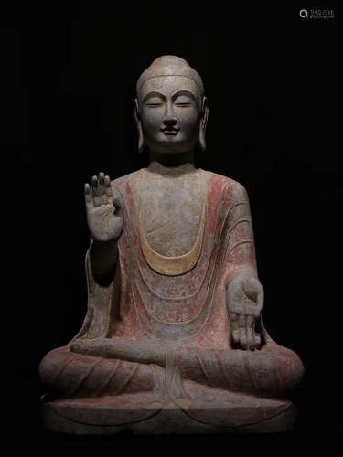 CHINESE TANG DYNASTY STONE PAINTED BUDDHA SITTING STATUE