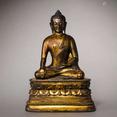 CHINESE QING DYNASTY GILT BRONZE BUDDHA STATUE