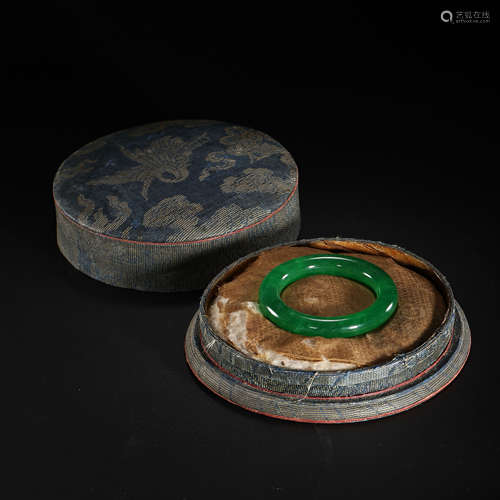 QING DYNASTY JADE BRACELET