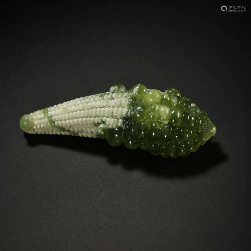 CHINESE JADE CORN HANDLE FROM QING DYNASTY