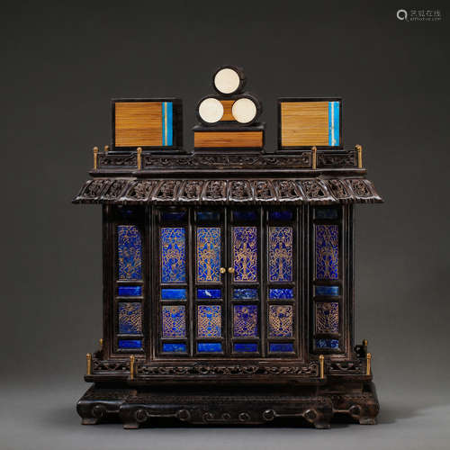 CHINESE QING DYNASTY RED SANDALWOOD CABINET