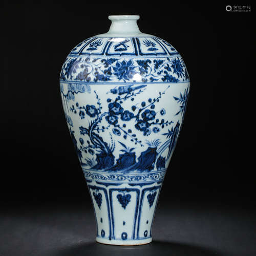 CHINESE QING DYNASTY BLUE AND WHITE PLUM VASE