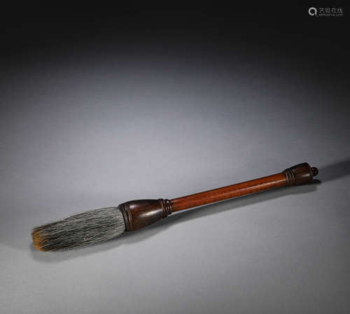 In the Qing Dynasty, bamboo carving poetry brush