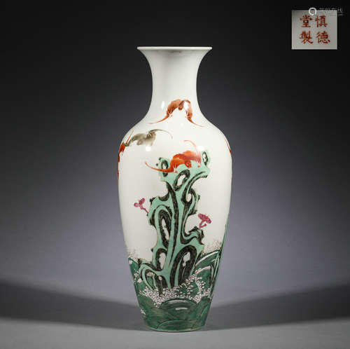 In the Qing Dynasty, pastel vase