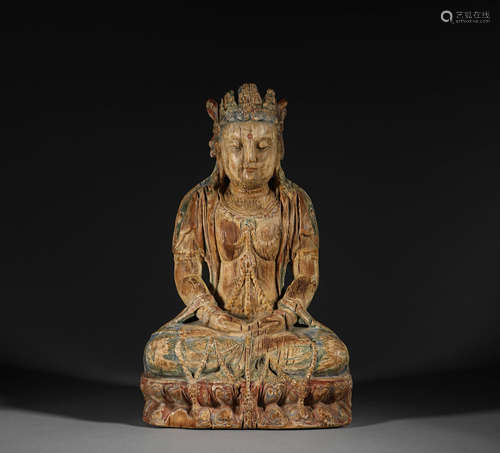 Wooden Bodhisattva sitting in the Ming Dynasty