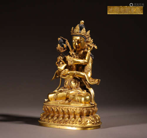 In the Ming Dynasty, bronze gilding and intensive Vajra stat...