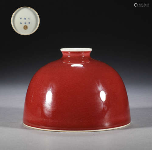 In the Qing Dynasty, monochrome glaze drops