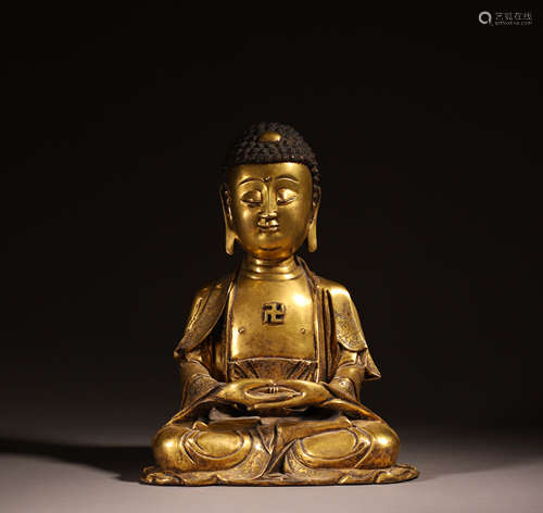 Bronze gilded seated statue of Sakyamuni in the Qing Dynasty