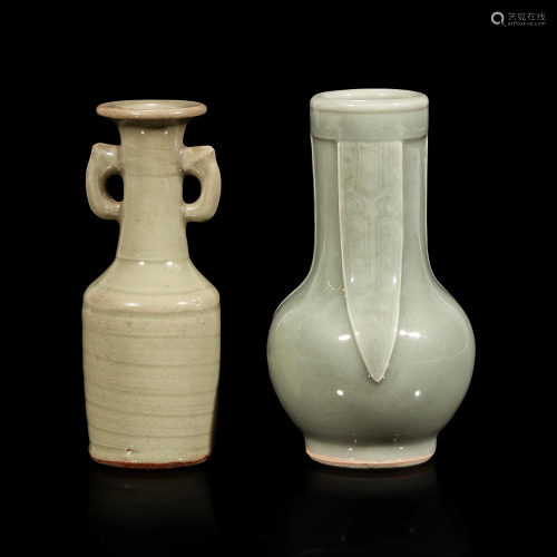 Two Chinese celadon-glazed small vases Ming to late Qing dyn...