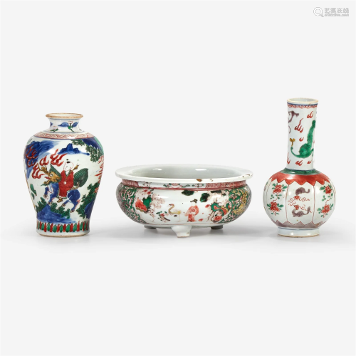 A Wucai porcelain small vase, a famille verte lobed vase, an...