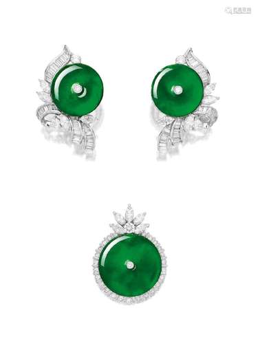 A JADEITE AND DIAMOND 'HUAIGU' EARCLIP AND PENDANT SET (2)