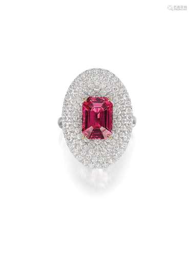 A PINK SPINEL AND DIAMOND RING