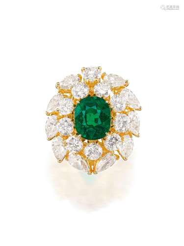 M. GERARD AN EMERALD AND DIAMOND RING