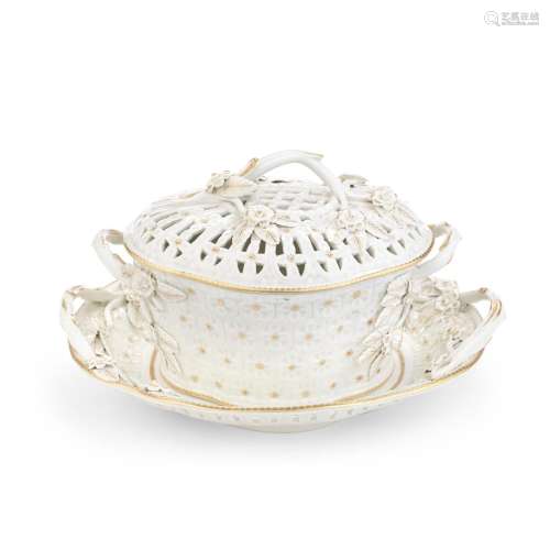 【*】A collection of Worcester porcelain, circa 1770-85