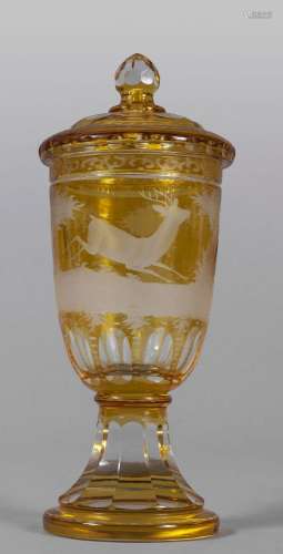 Coppa con coperchio in vetro di Boemia giallo