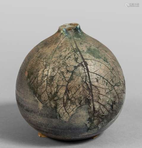 Vaso in ceramica n.6520 anno 1991 con beccuccio